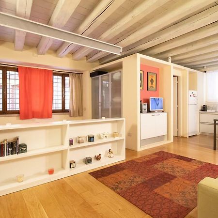 Lovely Apartment Sottoriva Verona Exterior foto